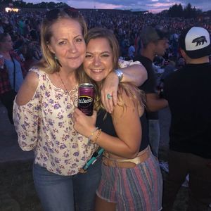 Meet your Posher, Carrie